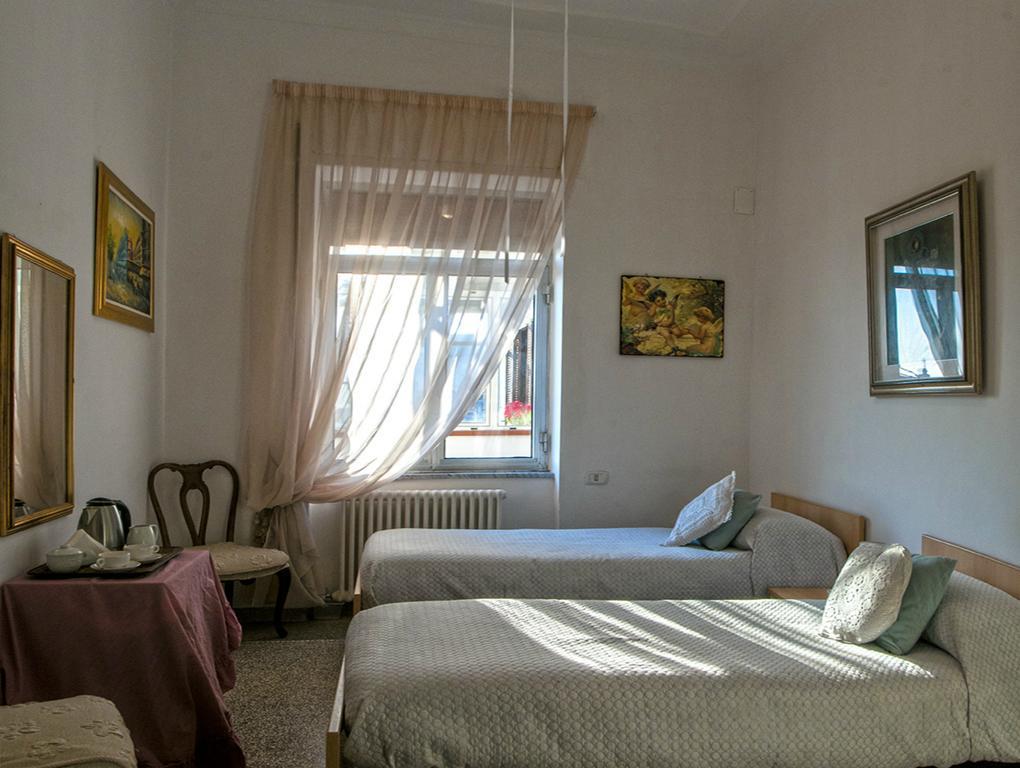 Rosy'S Ξενοδοχείο Νάπολη Εξωτερικό φωτογραφία