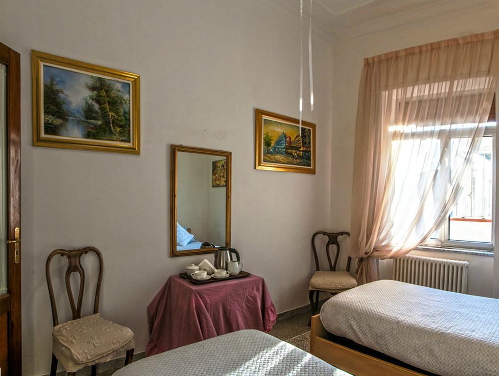 Rosy'S Ξενοδοχείο Νάπολη Εξωτερικό φωτογραφία
